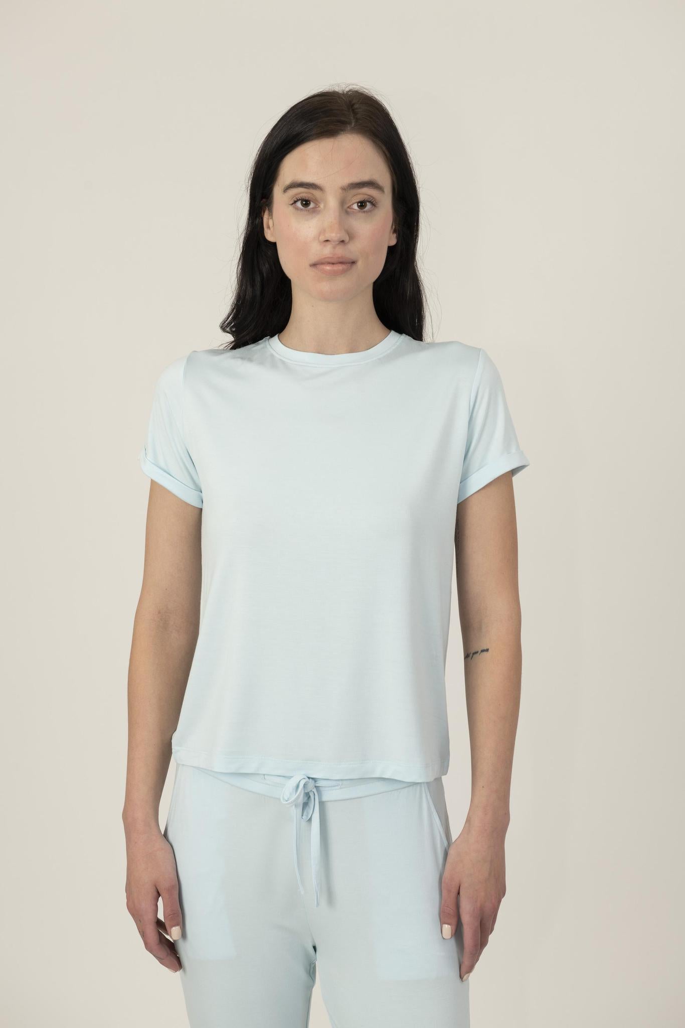 Taylor rolled sleeve t-shirt in ice blue