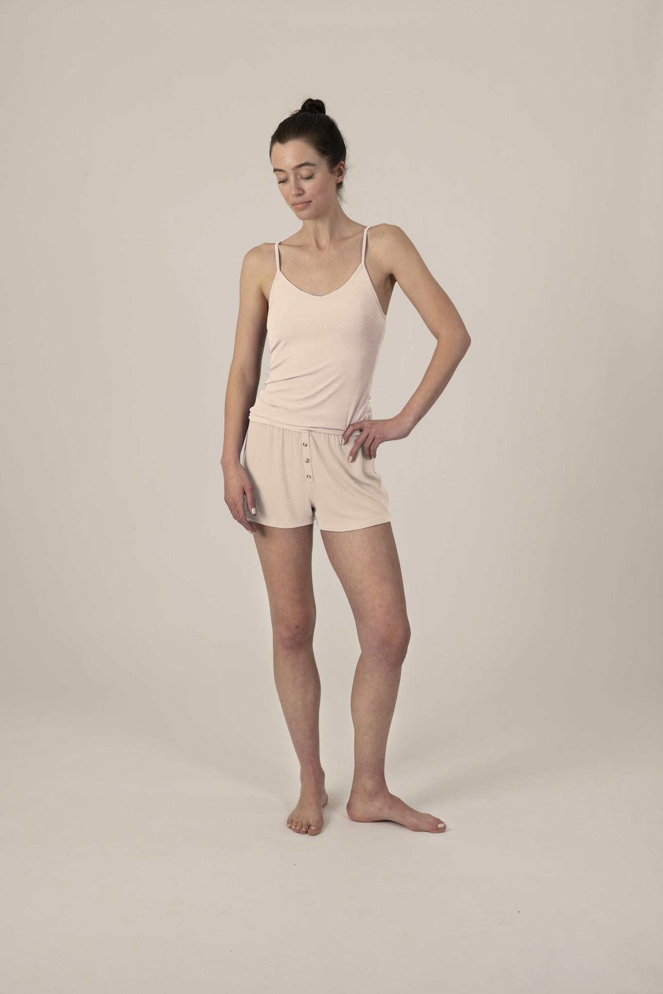 Ribbed shorts in rosewater