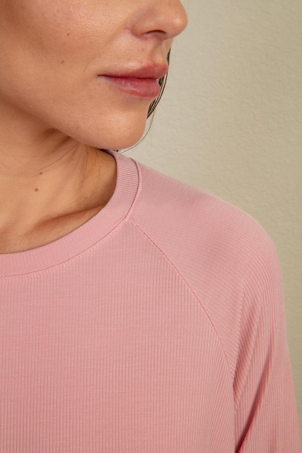 Ribbed long sleeve top in dusty pink